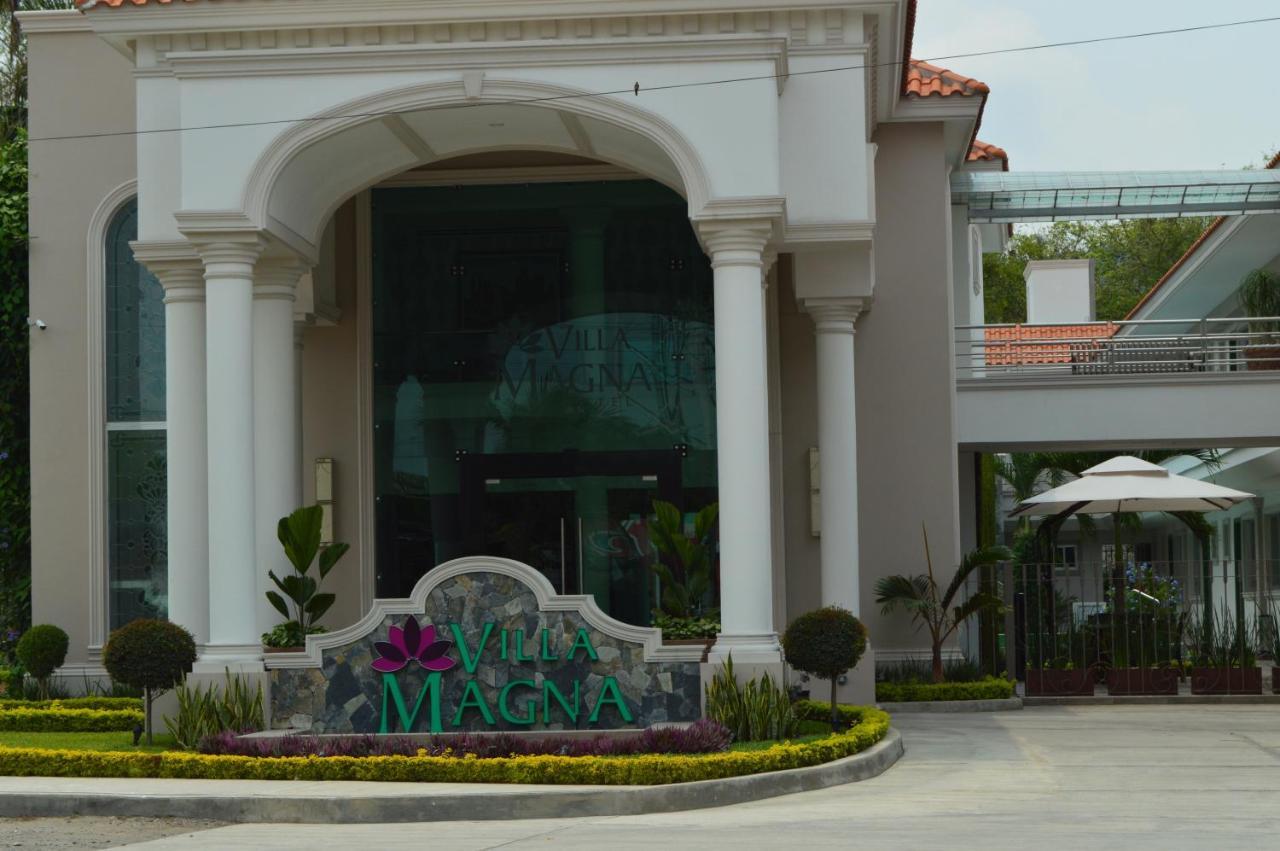 Hotel Villa Magna Poza Rica Bagian luar foto