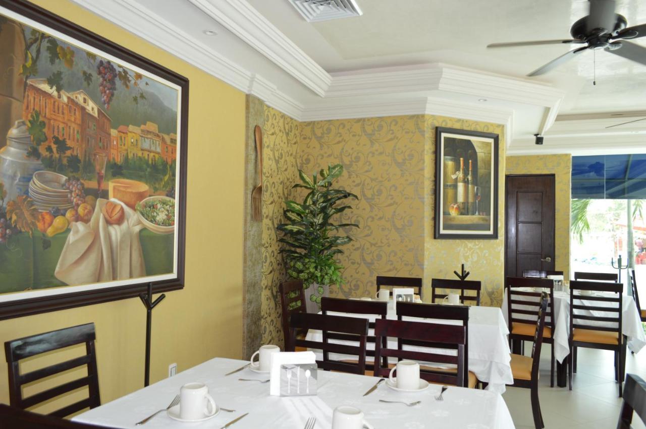 Hotel Villa Magna Poza Rica Bagian luar foto